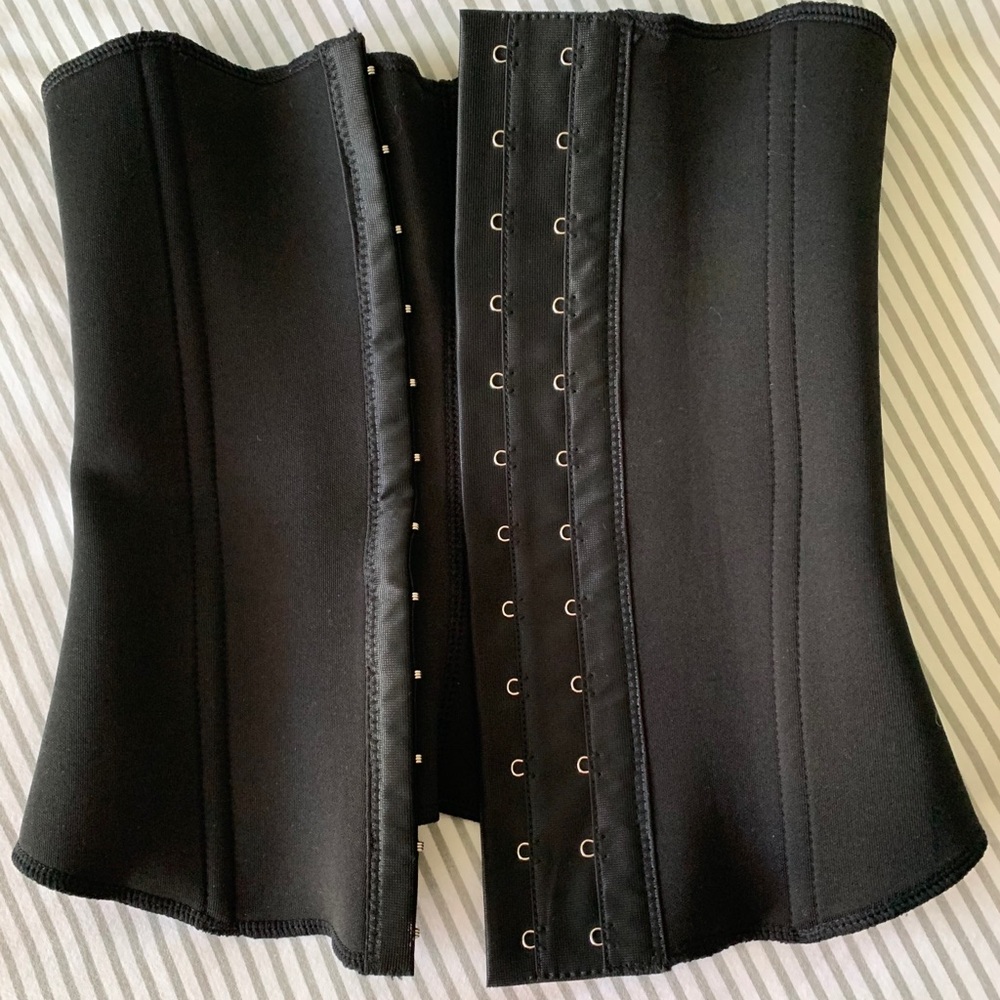 XS waist trainer